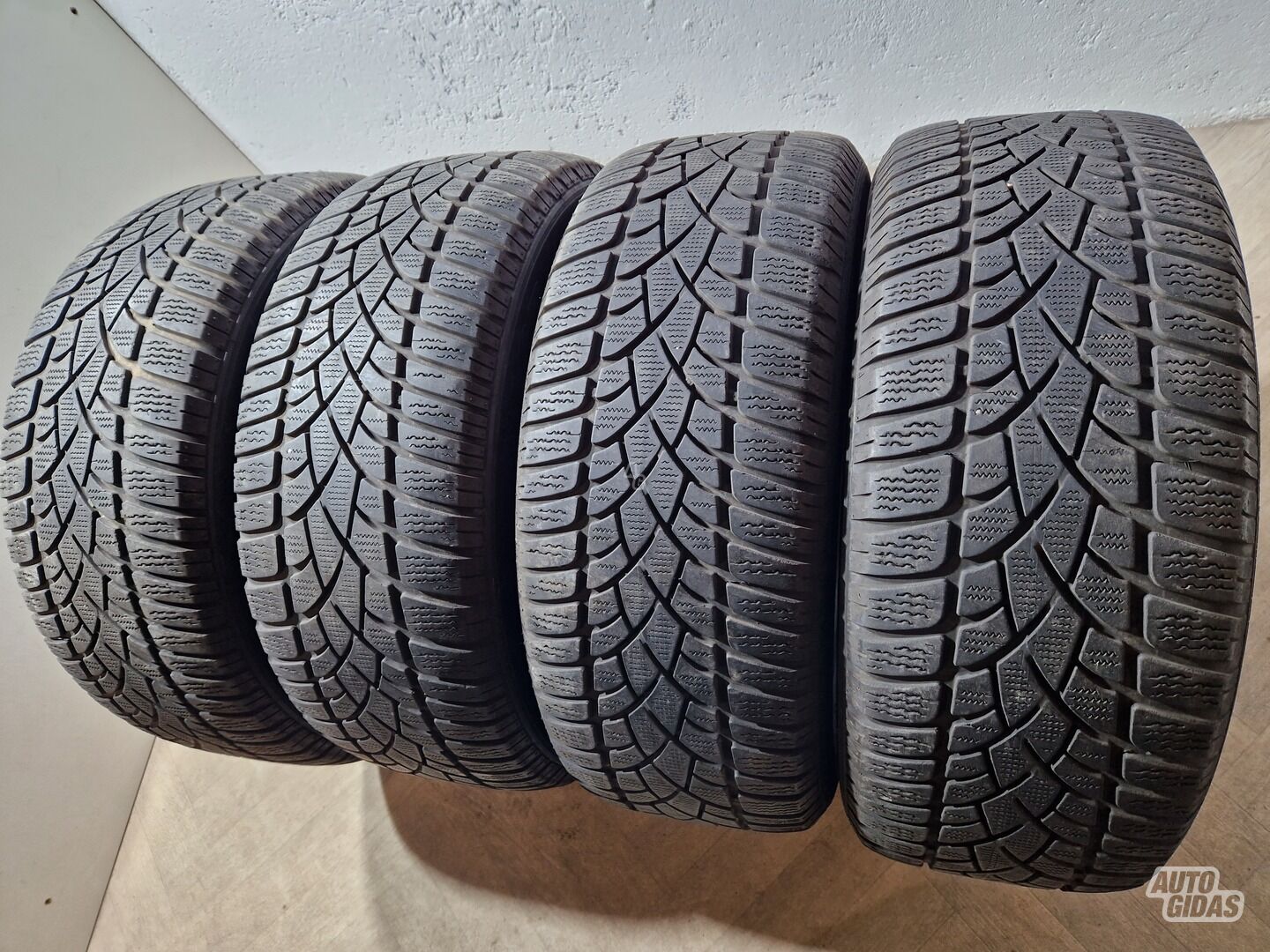 Dunlop 5-6mm R17 universal tyres passanger car