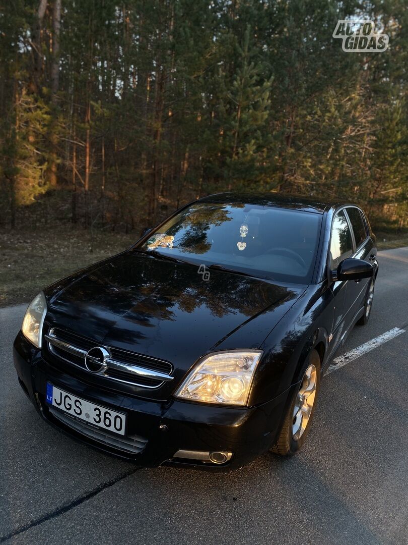 Opel Signum 2004 m Hečbekas
