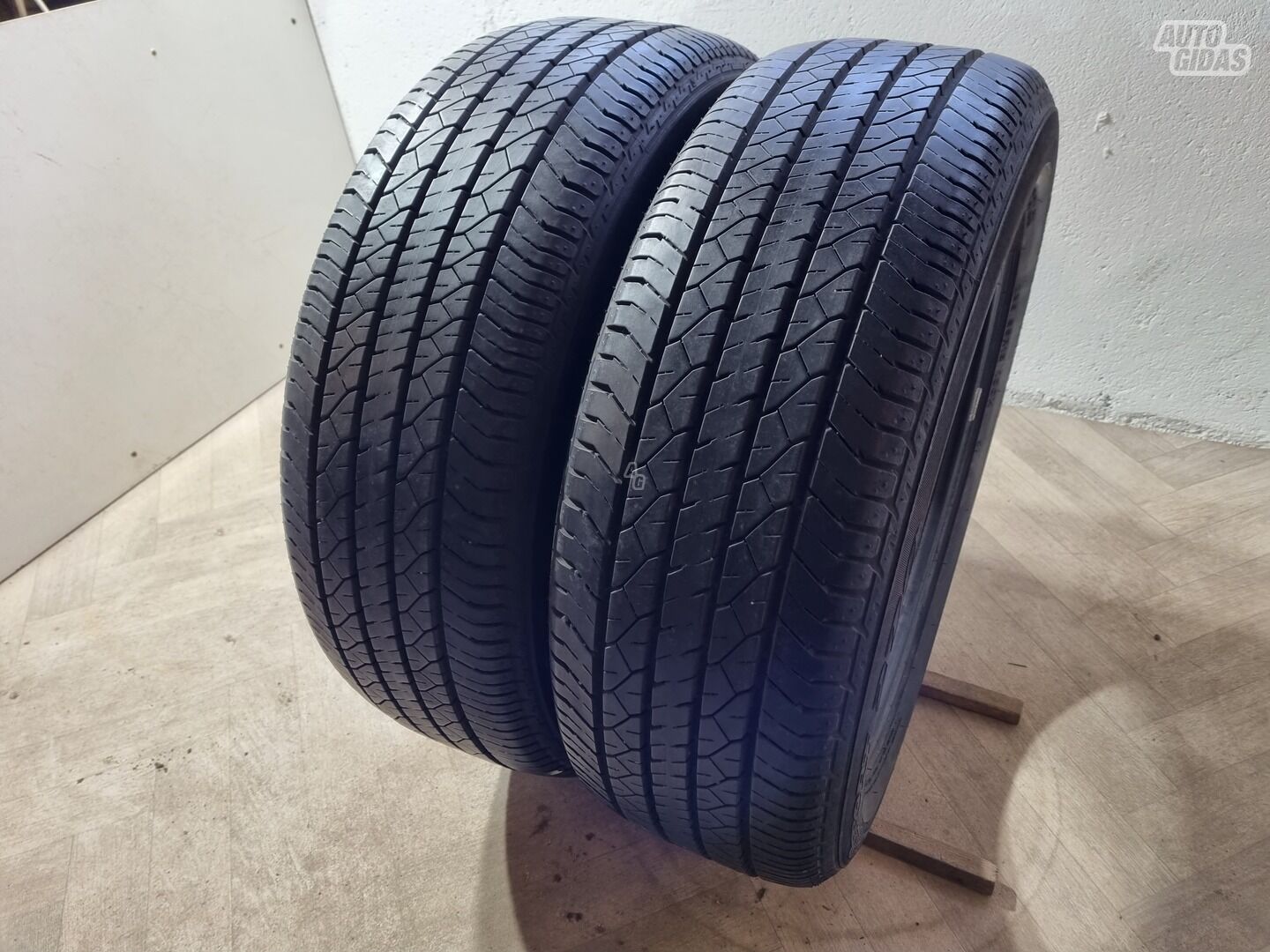 Dunlop 7mm R18 summer tyres passanger car