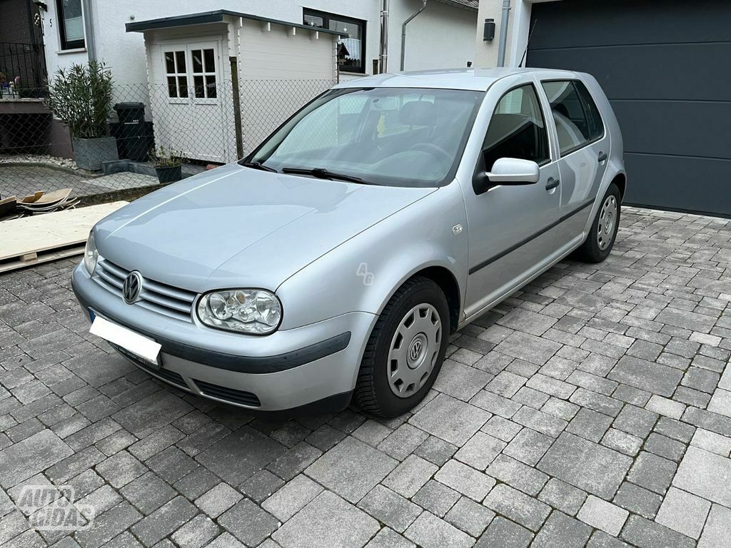 Volkswagen Golf 2002 m dalys