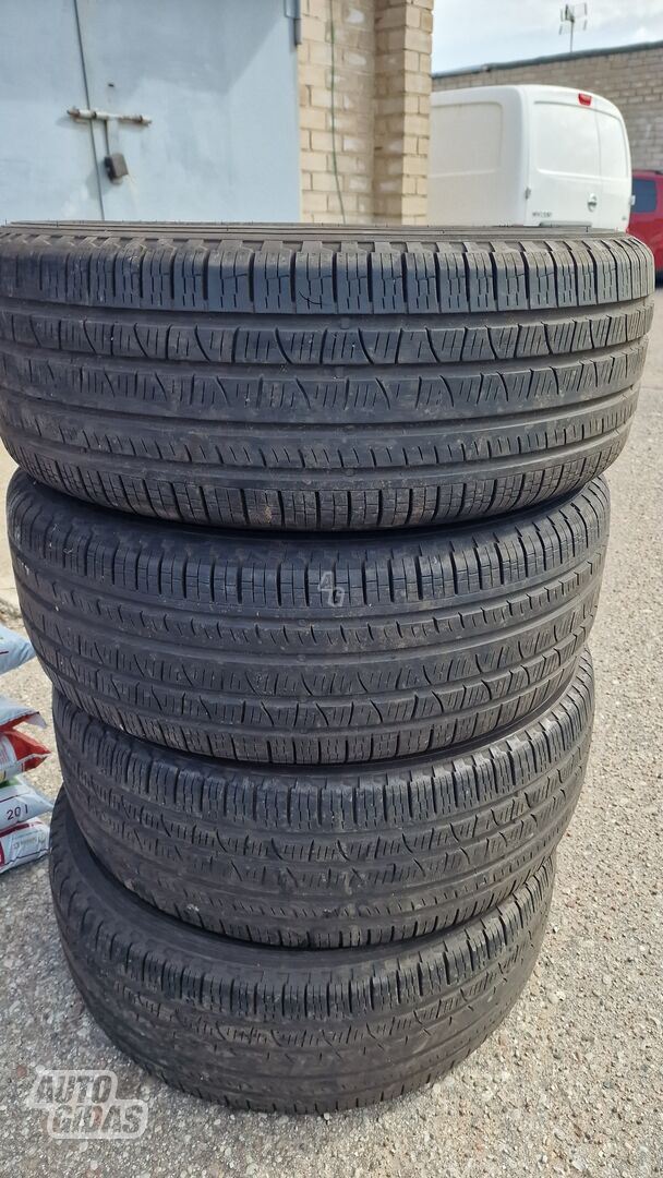 R17 universal tyres passanger car