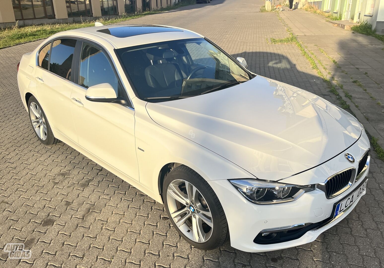 Bmw 320 2016 y Sedan