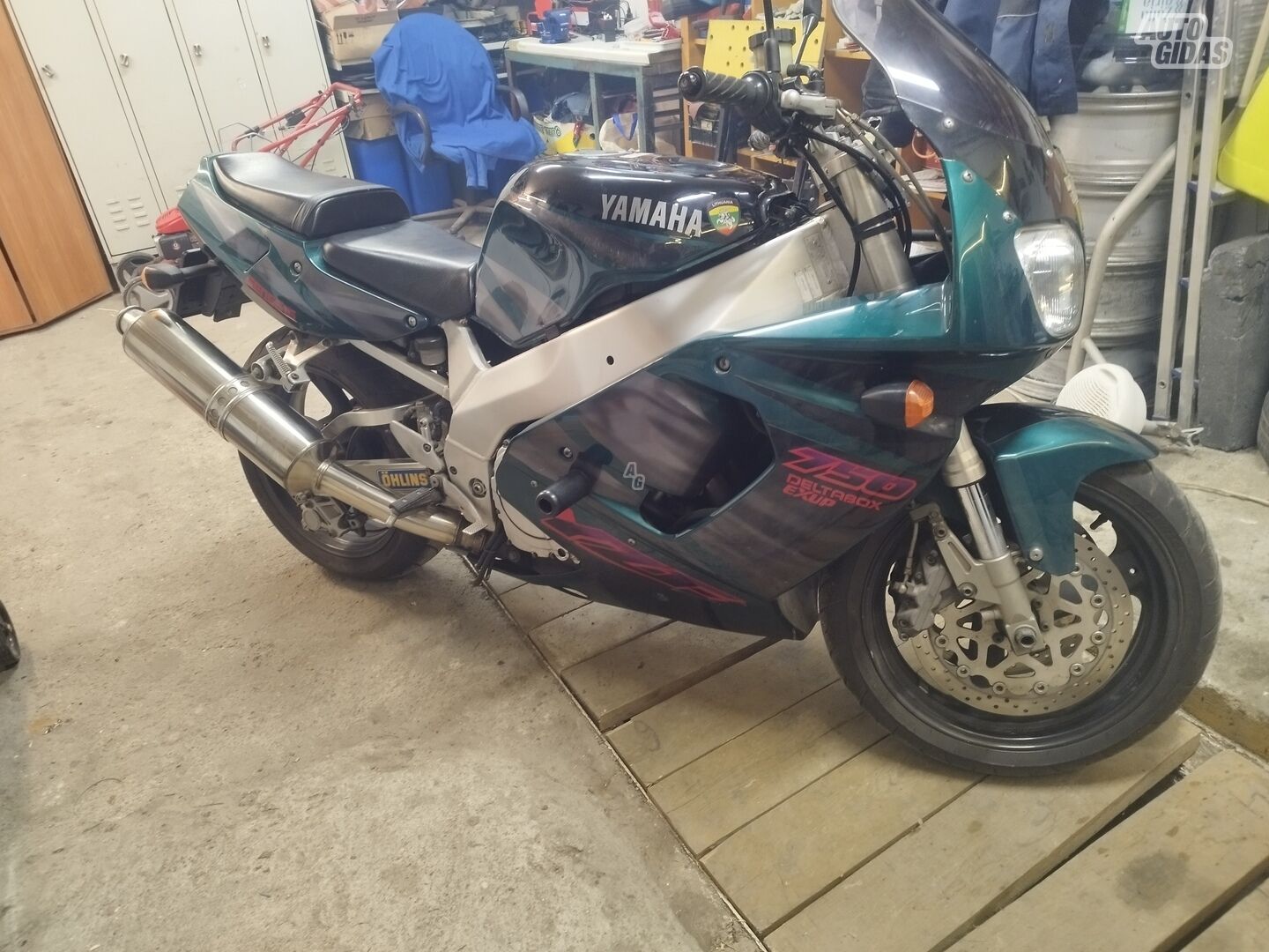 Yamaha YZF 1996 y Sport / Superbike motorcycle