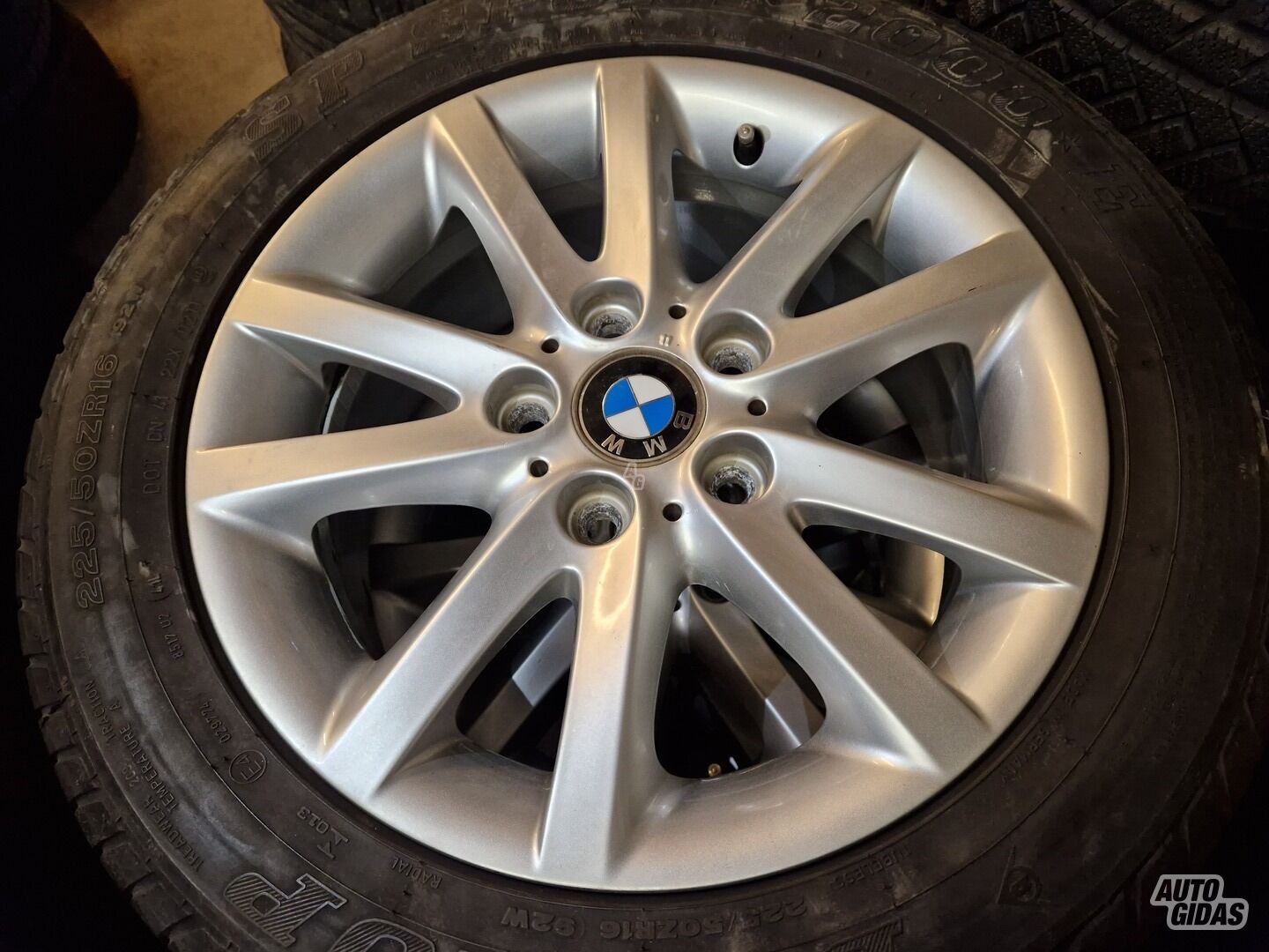 BMW 325 R16 литые диски