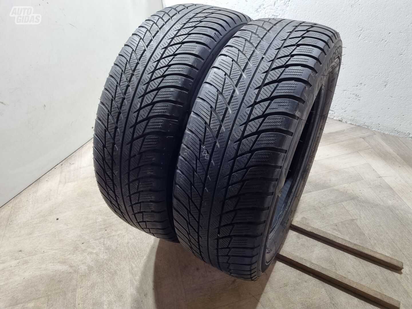 Bridgestone 5-6mm, 2020m R17 universal tyres passanger car