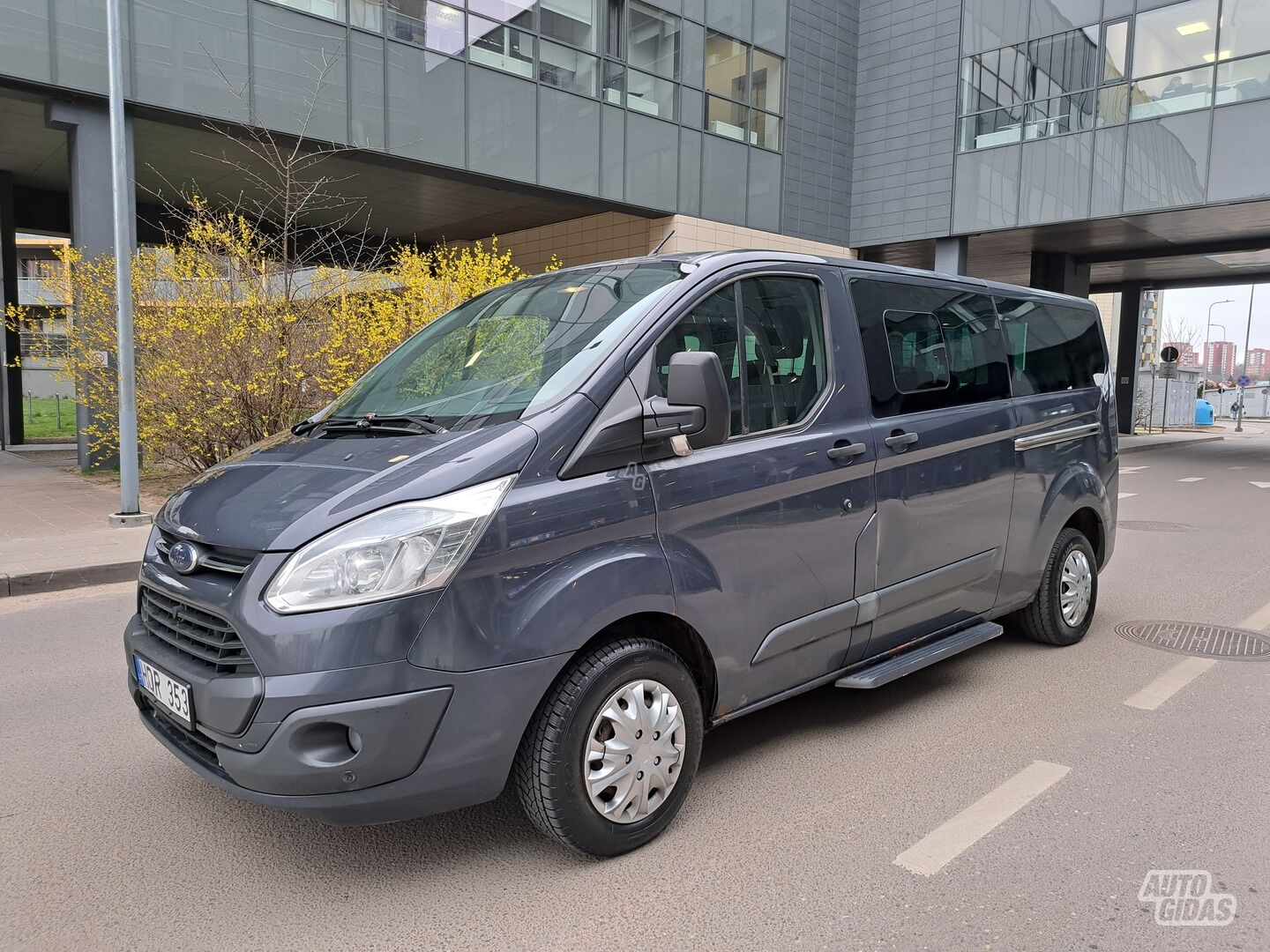 Ford Tourneo Custom 2014 y Minibus