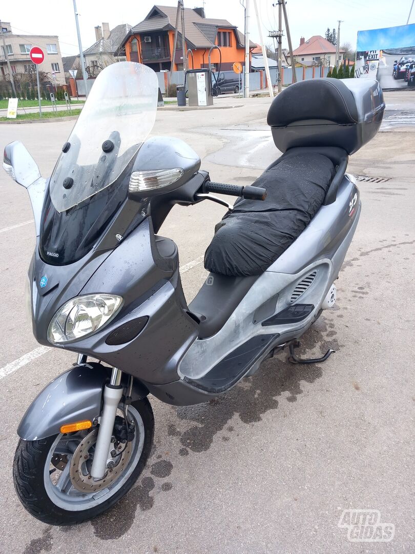 Piaggio X9 2005 y Scooter / moped