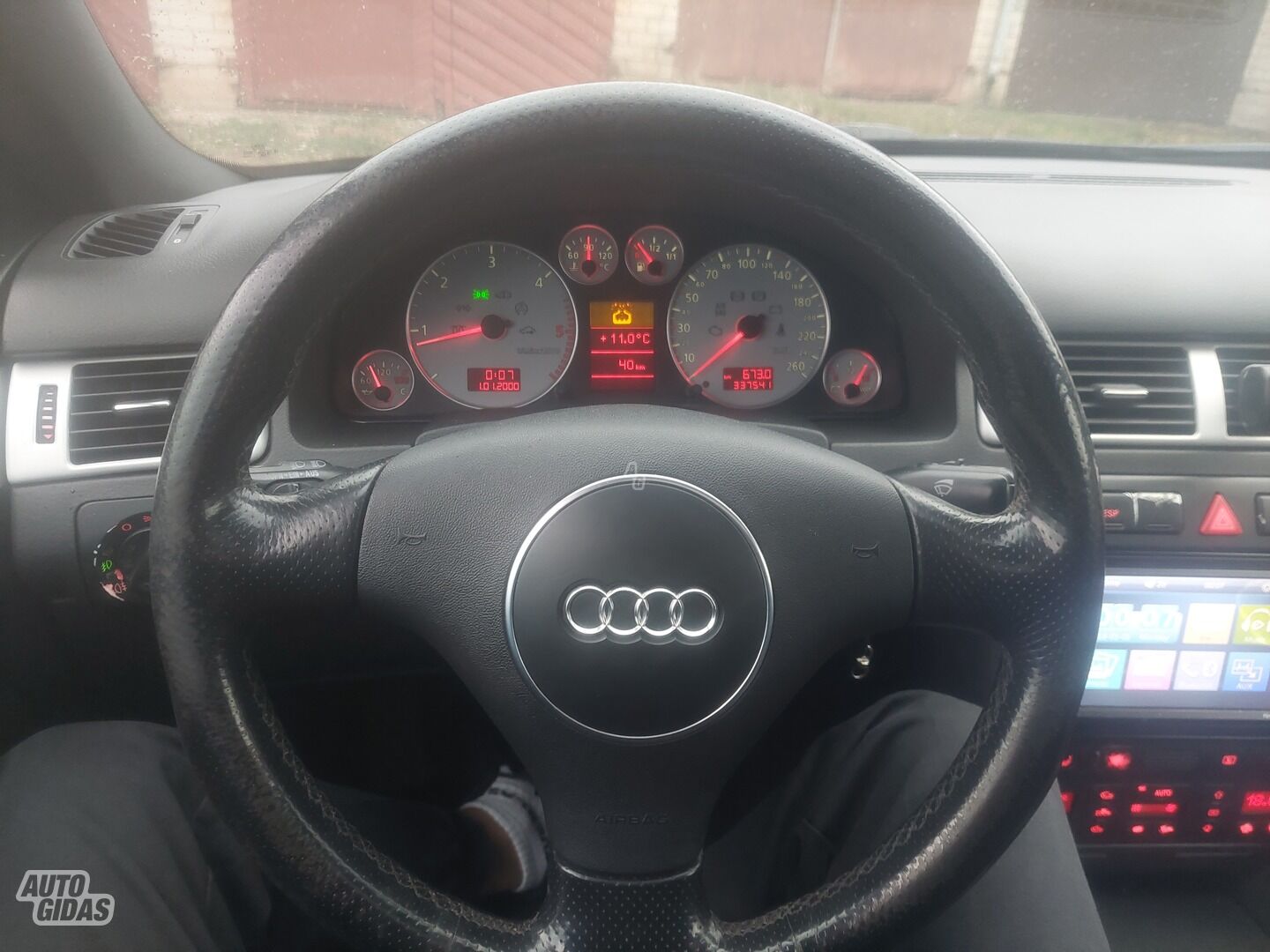 Audi A6 2004 m dalys