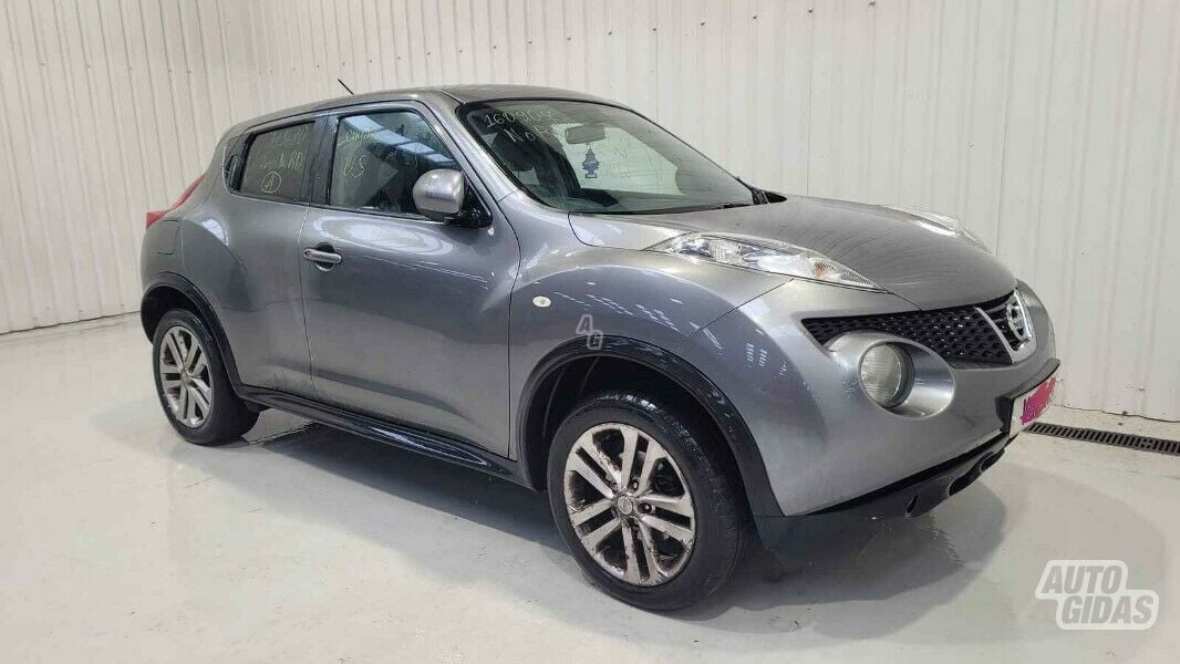 Nissan Juke 2011 y Off-road / Crossover