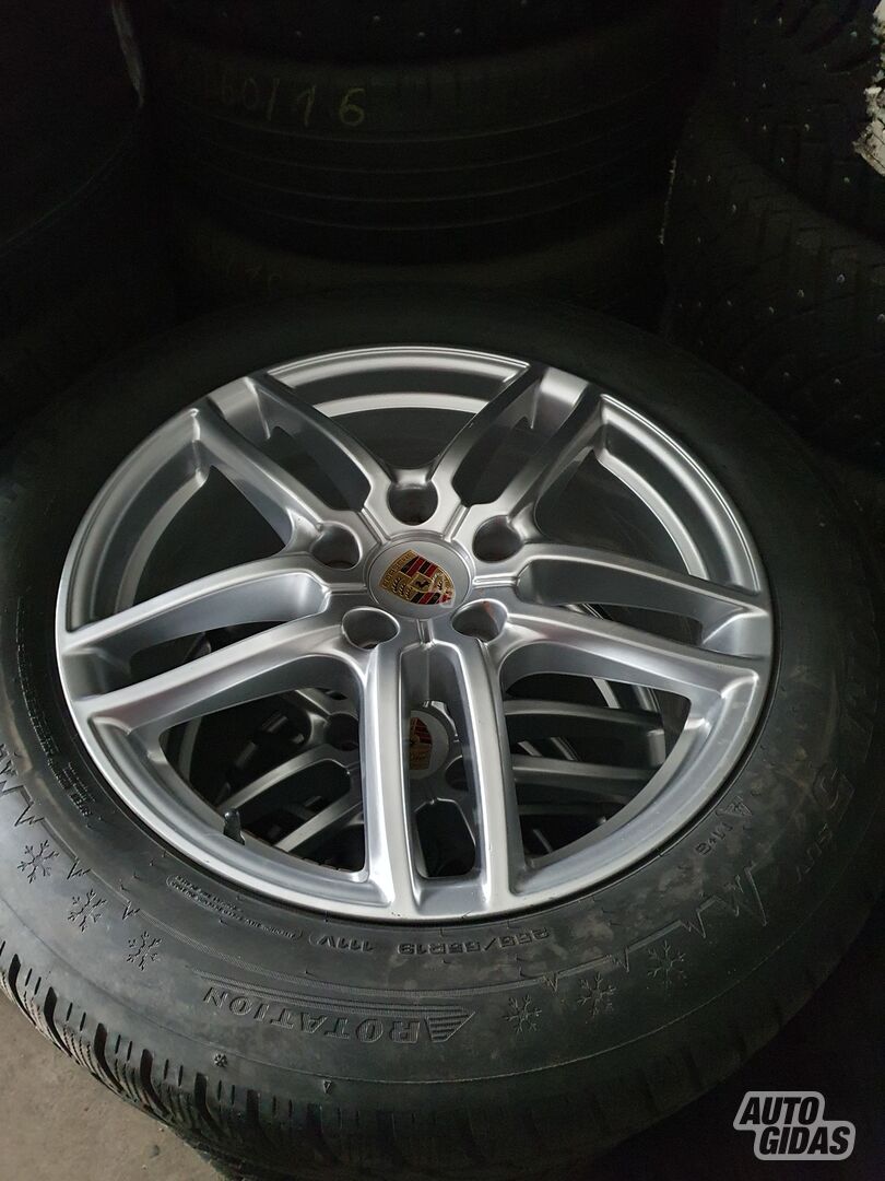 BBS Cayenne lengvojo lydinio R19 ratlankiai