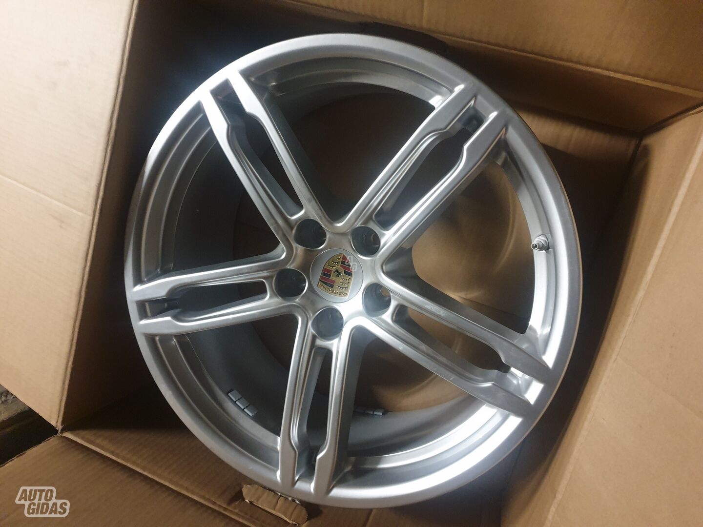 BBS NAUJI Macan литые R19 диски