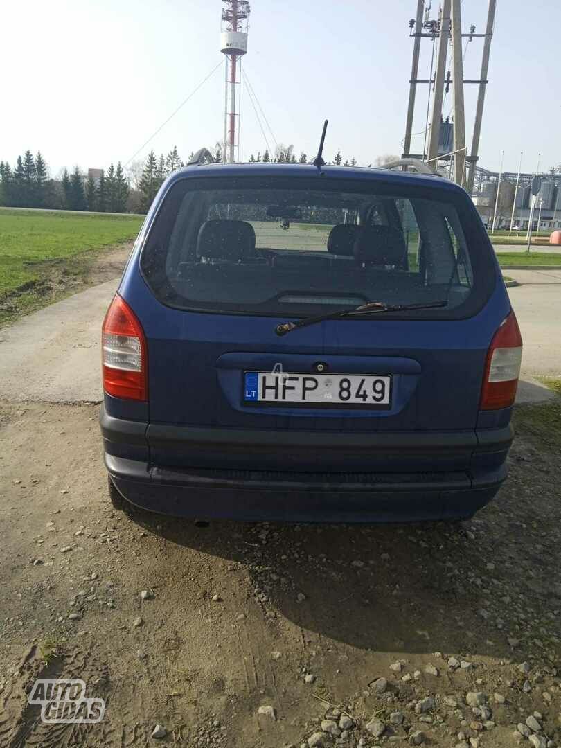 Opel Zafira A 2002 г