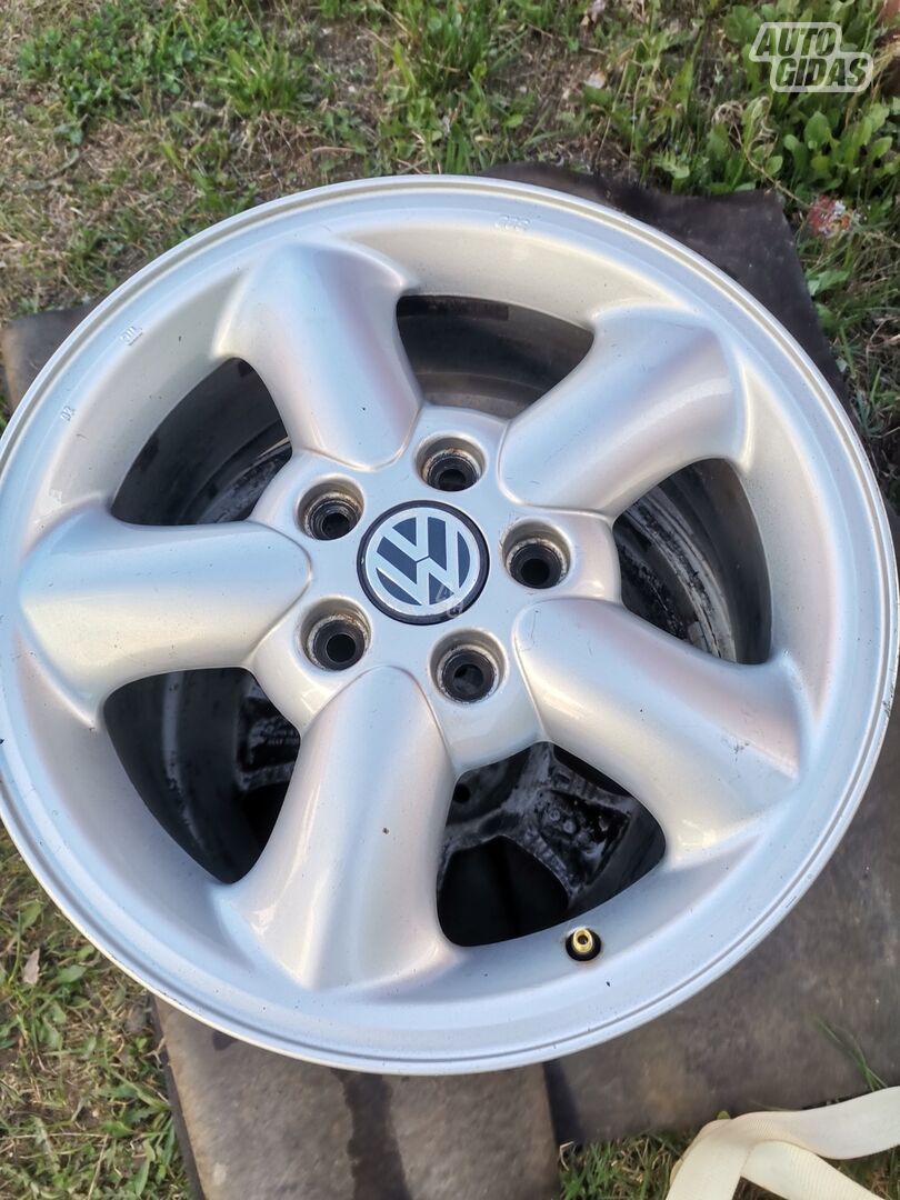 Volkswagen Sharan R16 литые диски