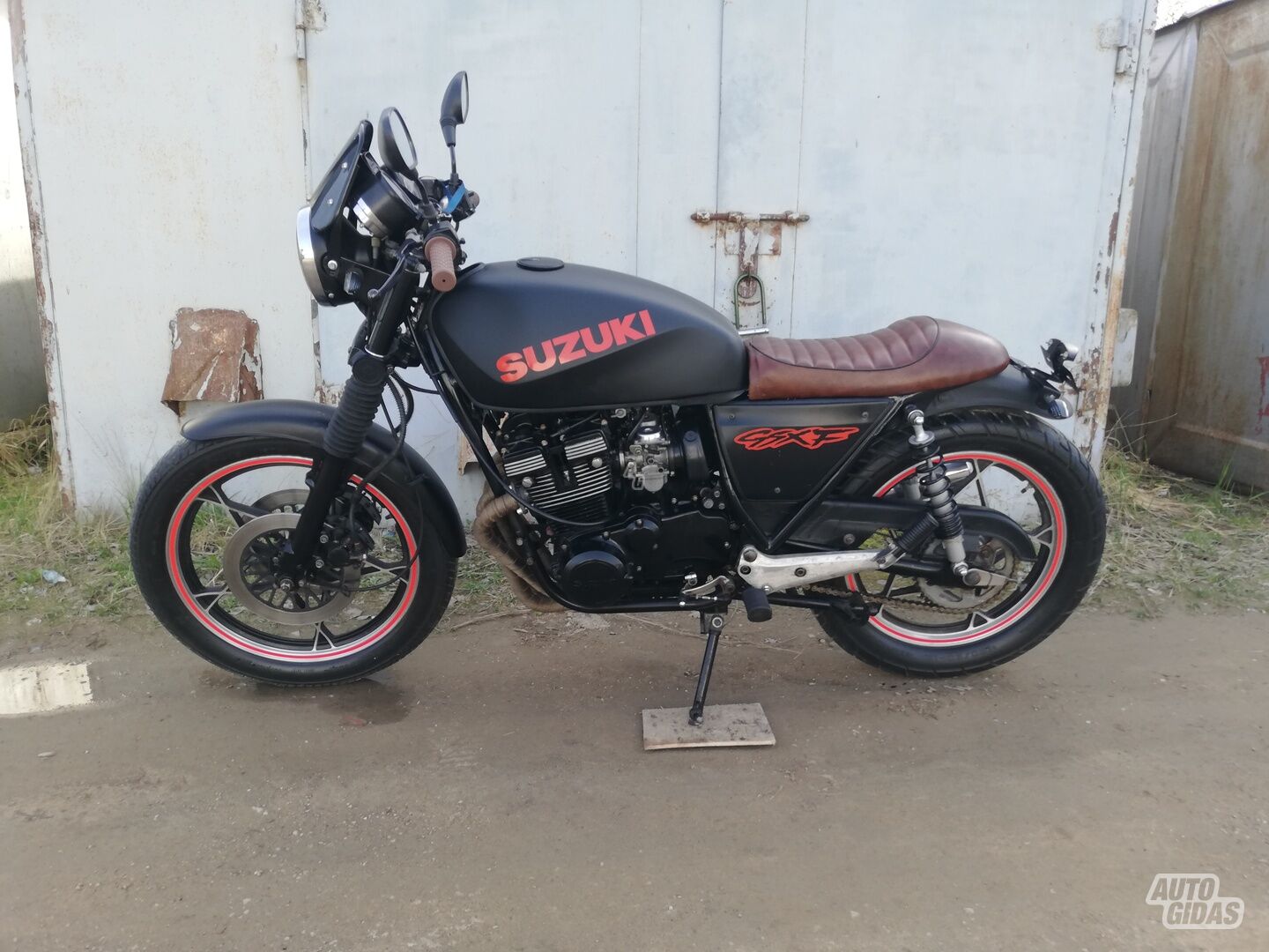 Suzuki GSX-F / Katana 1987 y Classical / Streetbike motorcycle
