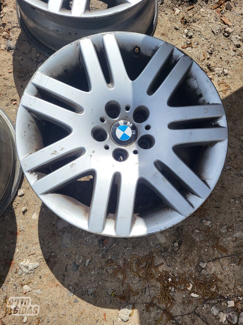 BMW 325 R18 литые диски