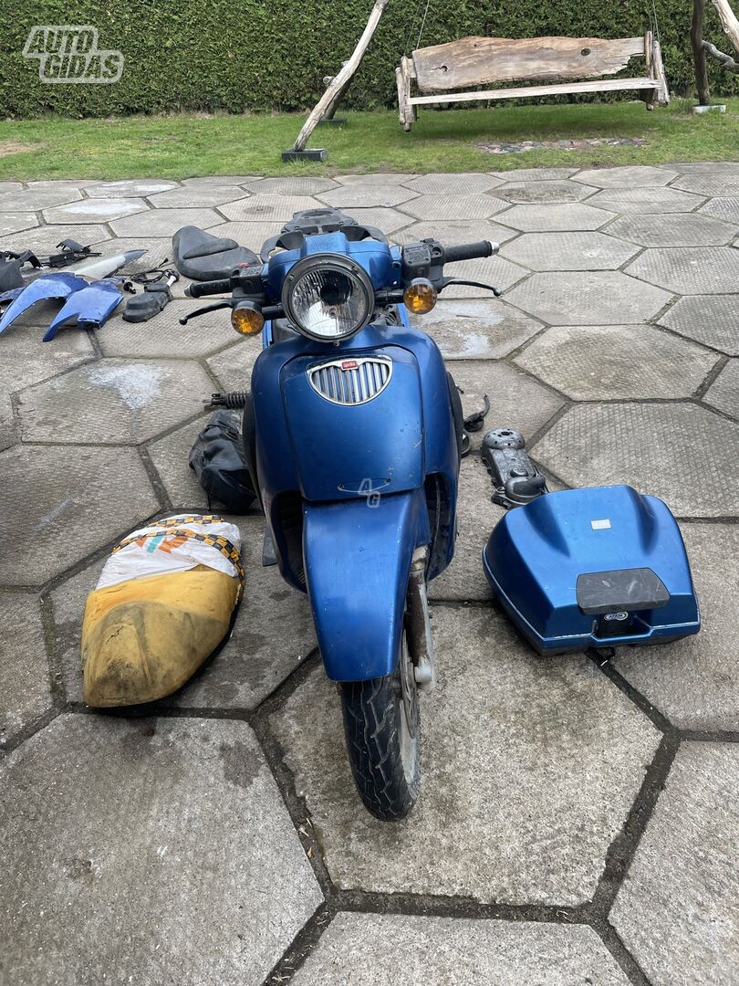 Scooter / moped Aprilia Scarabeo 2006 y parts