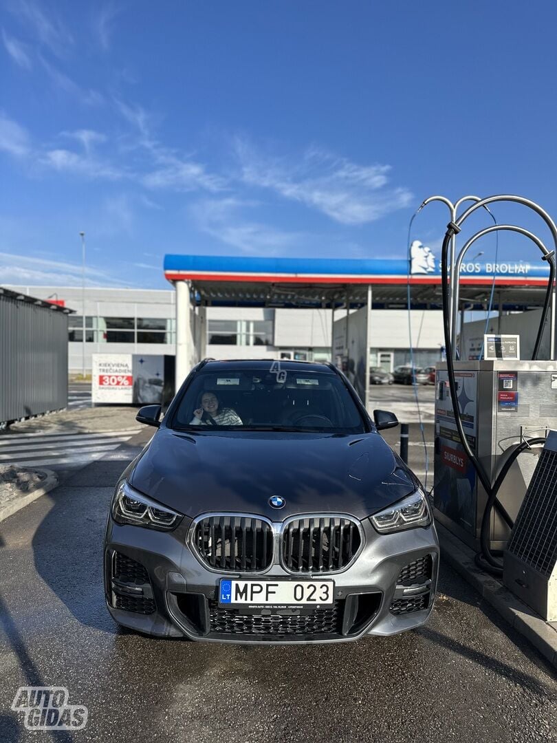 Bmw X1 2021 y Off-road / Crossover