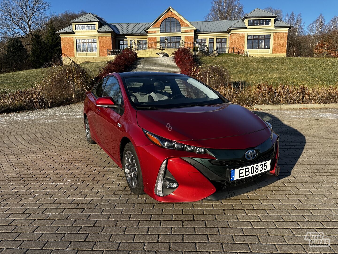 Toyota Prius 2019 y Sedan