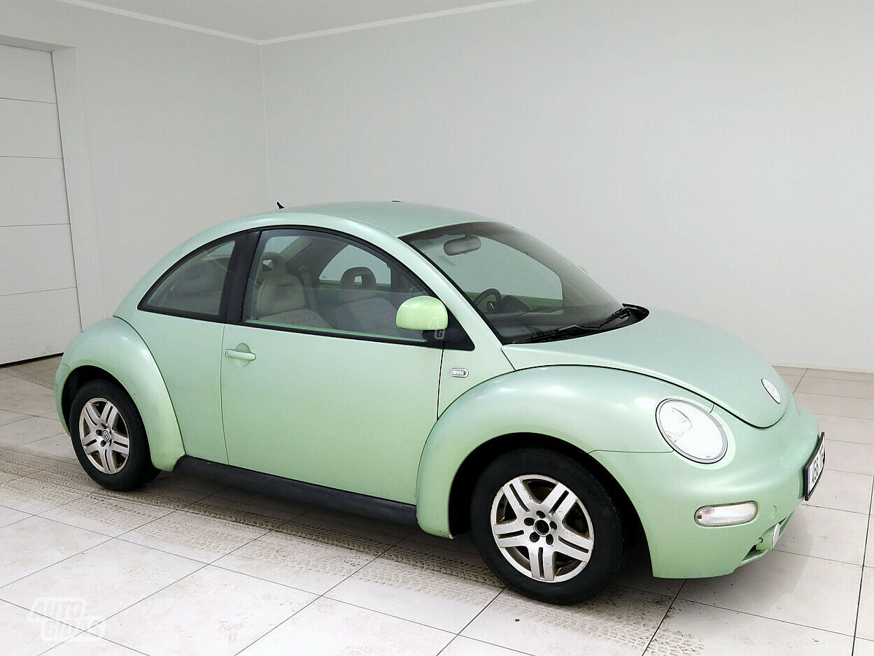 Volkswagen New Beetle 1998 m Hečbekas