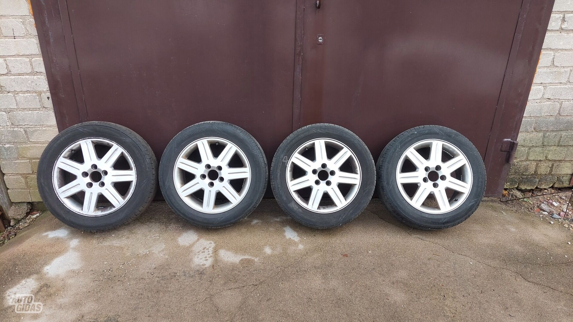 Light alloy R16 rims