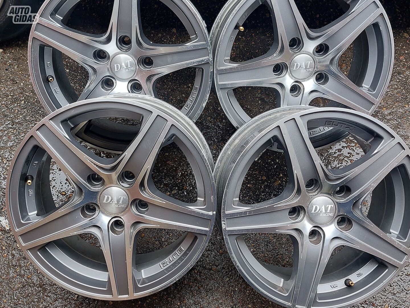 Light alloy R15 rims