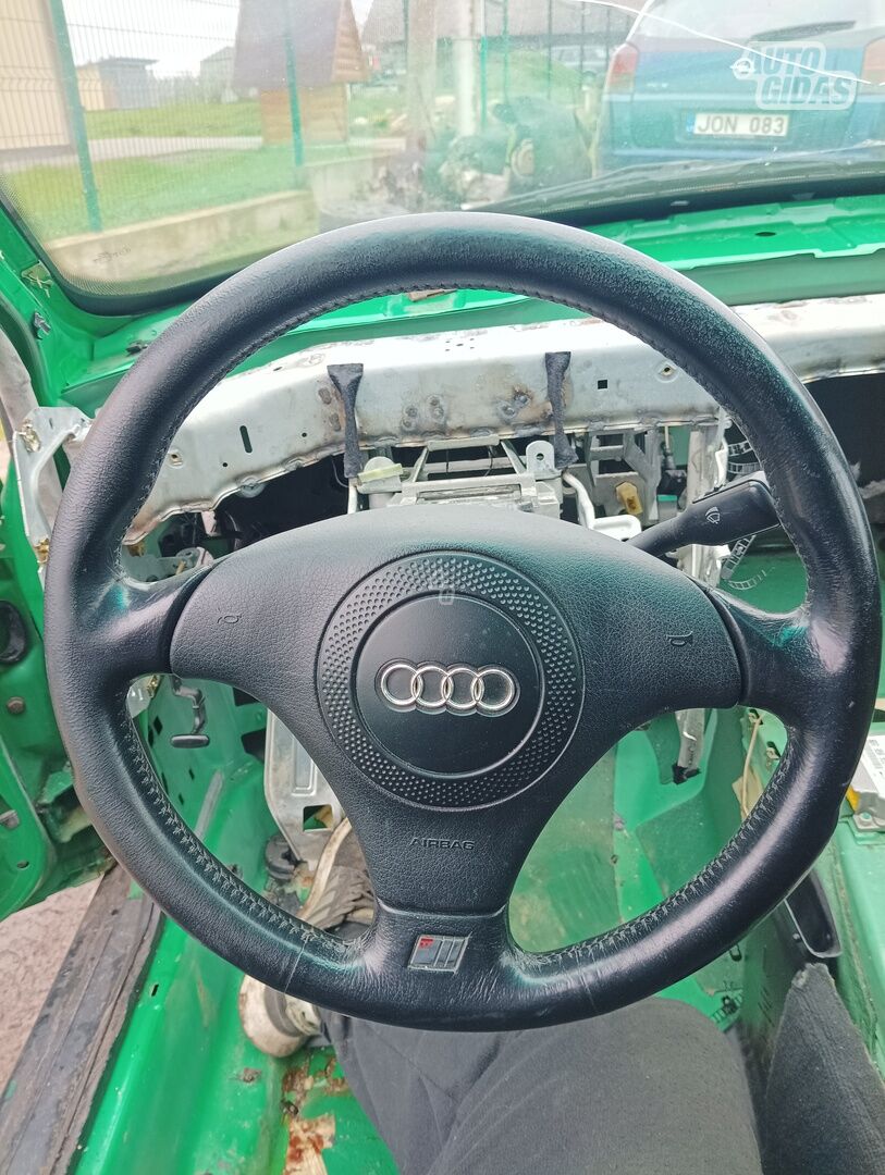 Vairas, Audi A4 1998 m