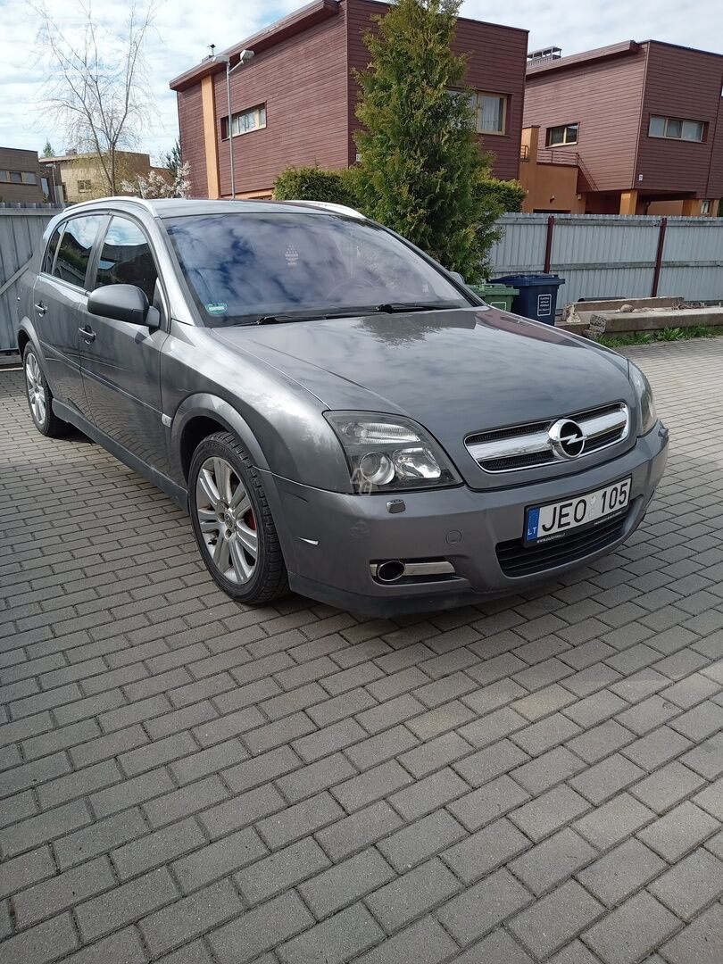 Opel Signum 2004 m Hečbekas