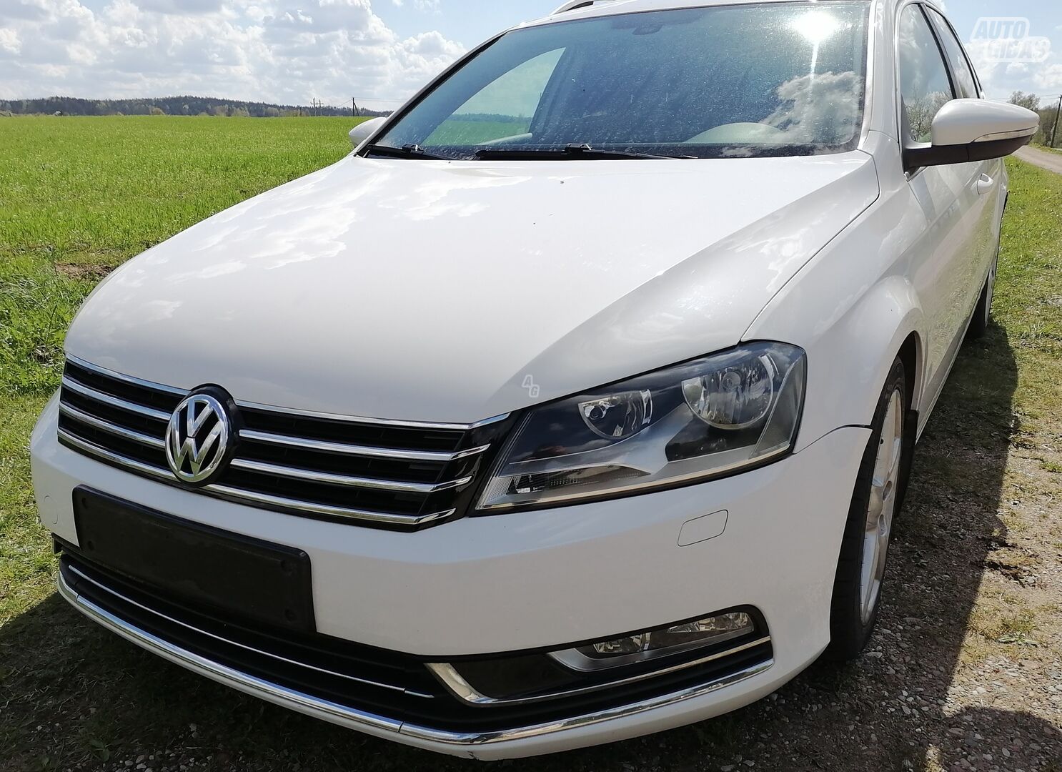 Volkswagen Passat B7 1.6 2012 y parts