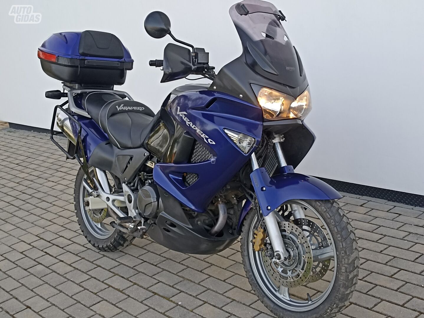 Honda Varadero 2005 y Enduro motorcycle