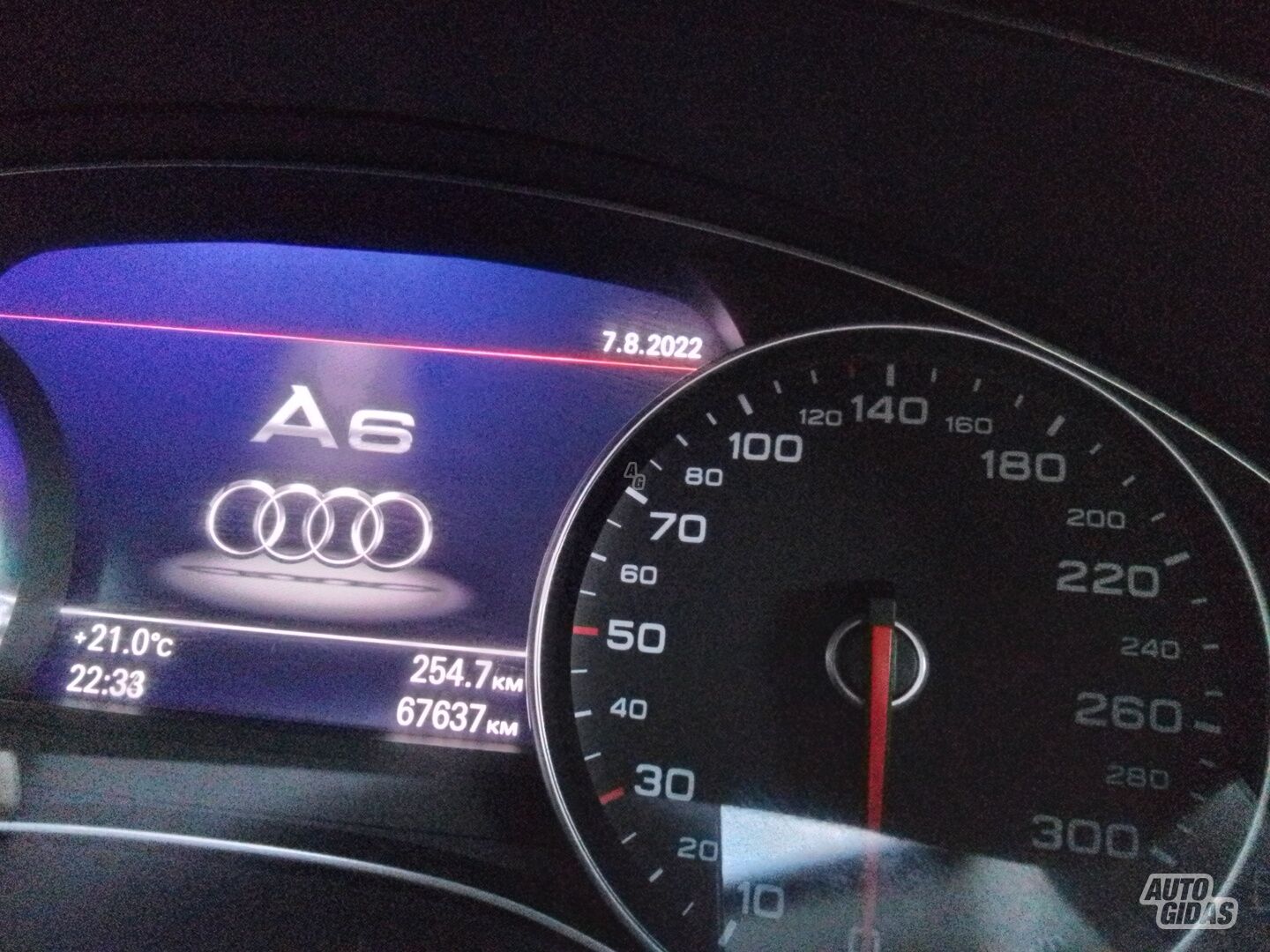 Audi A6 2015 m Universalas