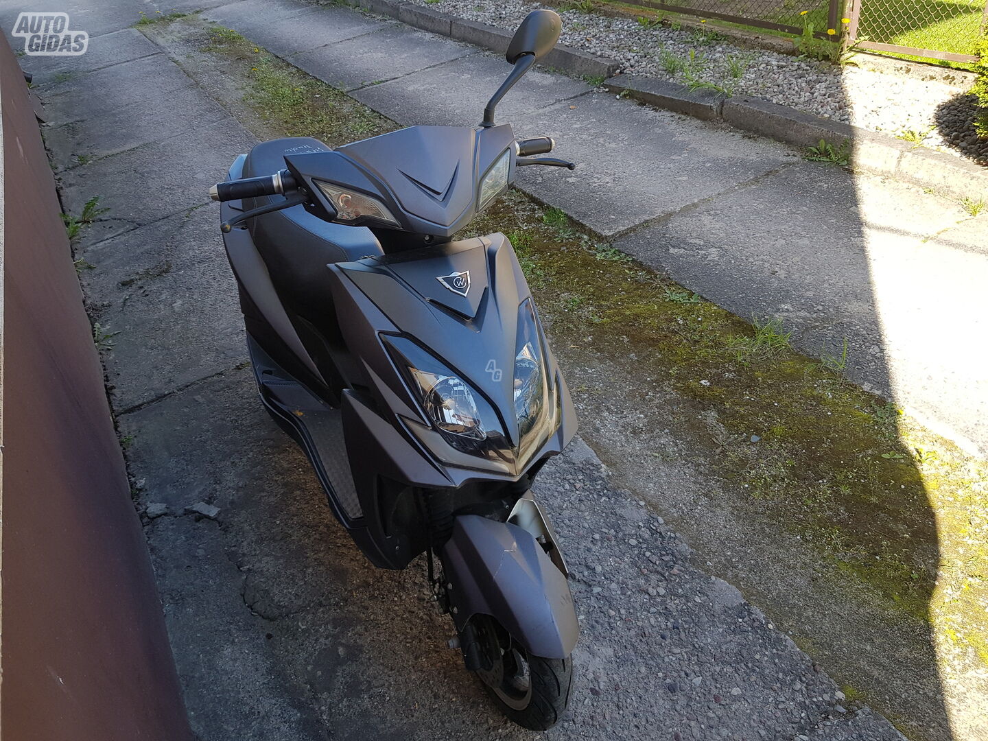 2021 y Scooter / moped
