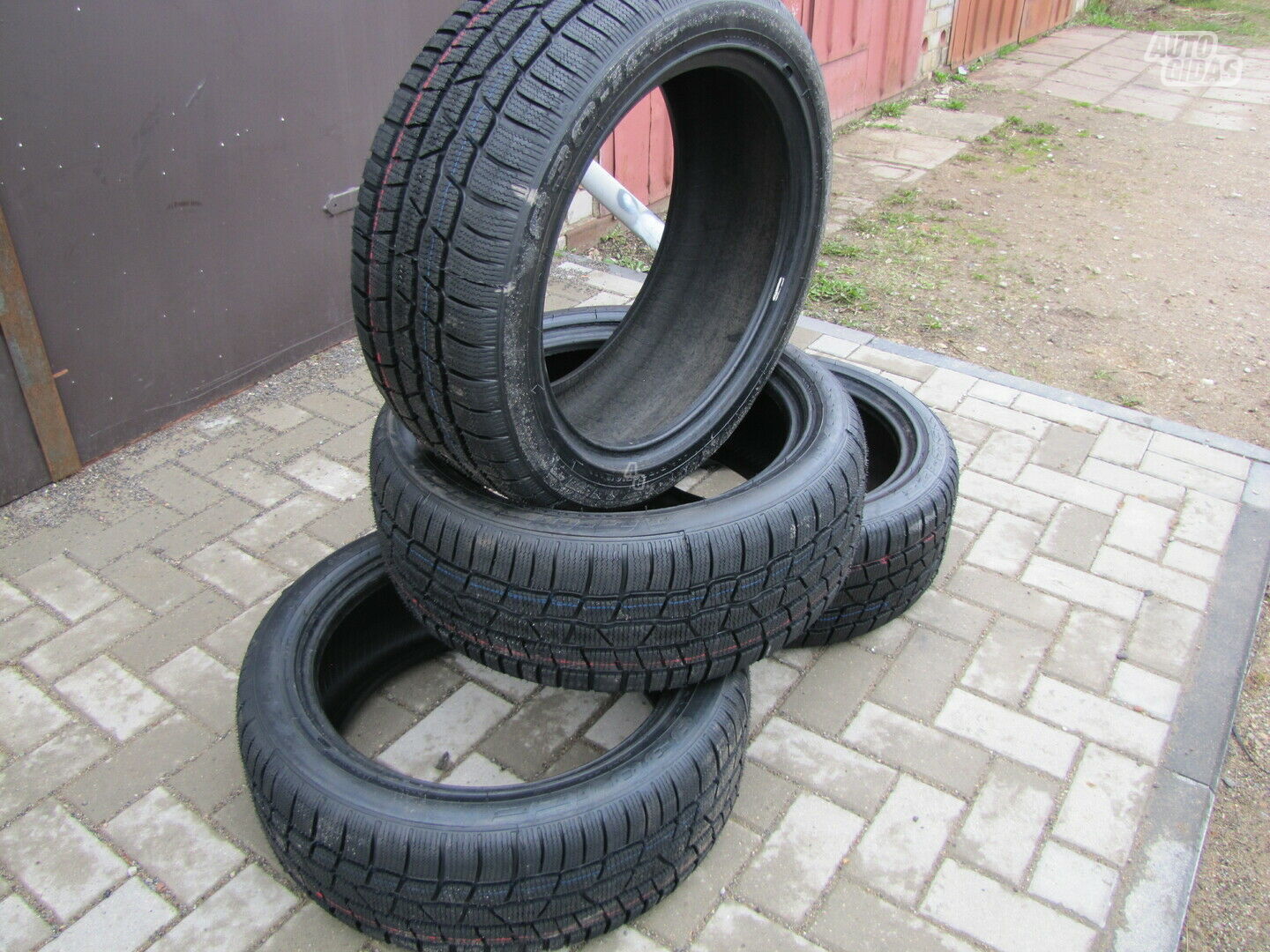 Agi TAGOMTIRES GHIACCIO R18 winter tyres passanger car