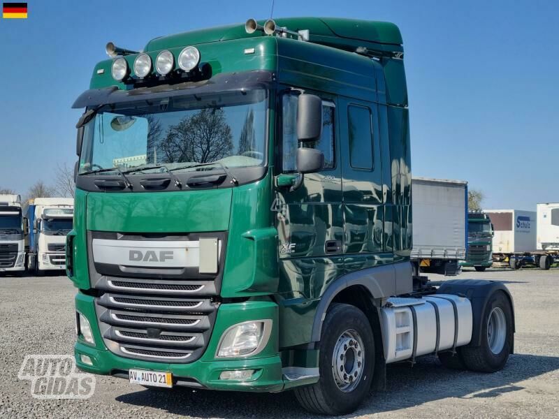DAF XF460 RETARDER HIDRAULIK EURO6 2015 y Semi-trailer truck