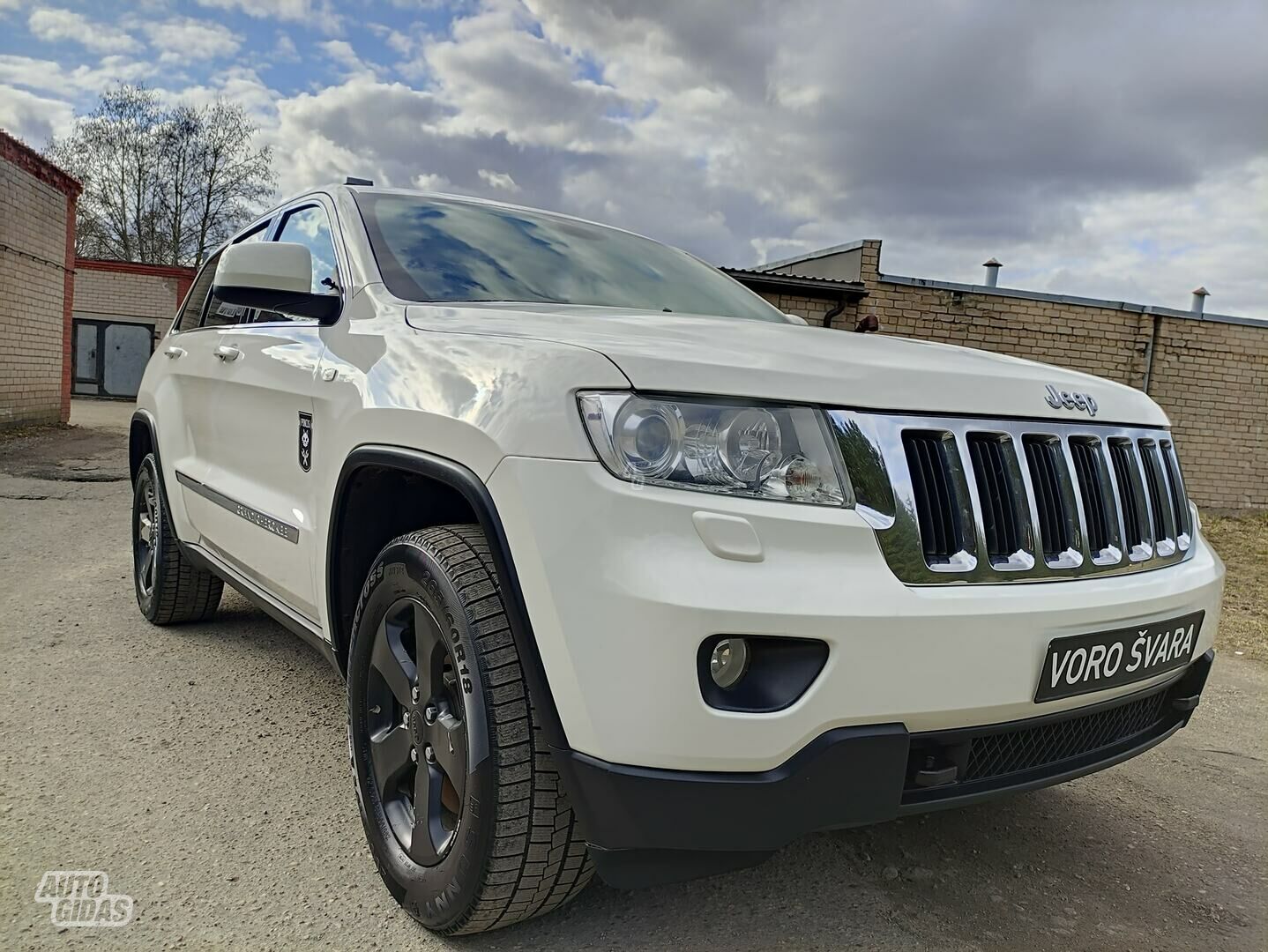 Jeep Grand Cherokee 2011 m Visureigis / Krosoveris