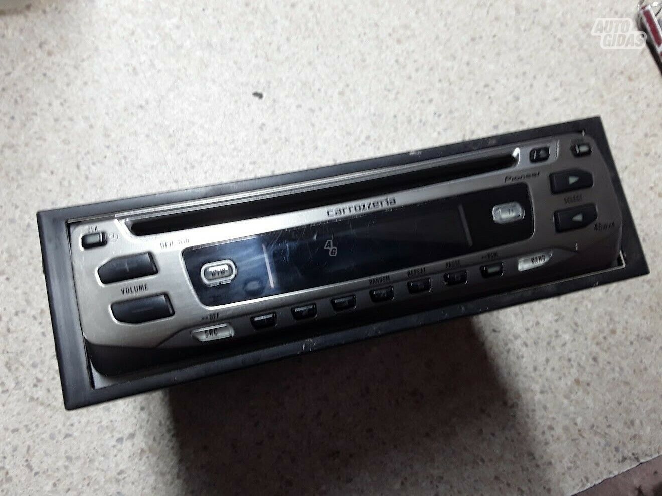 Pioneer DEH010 CD player