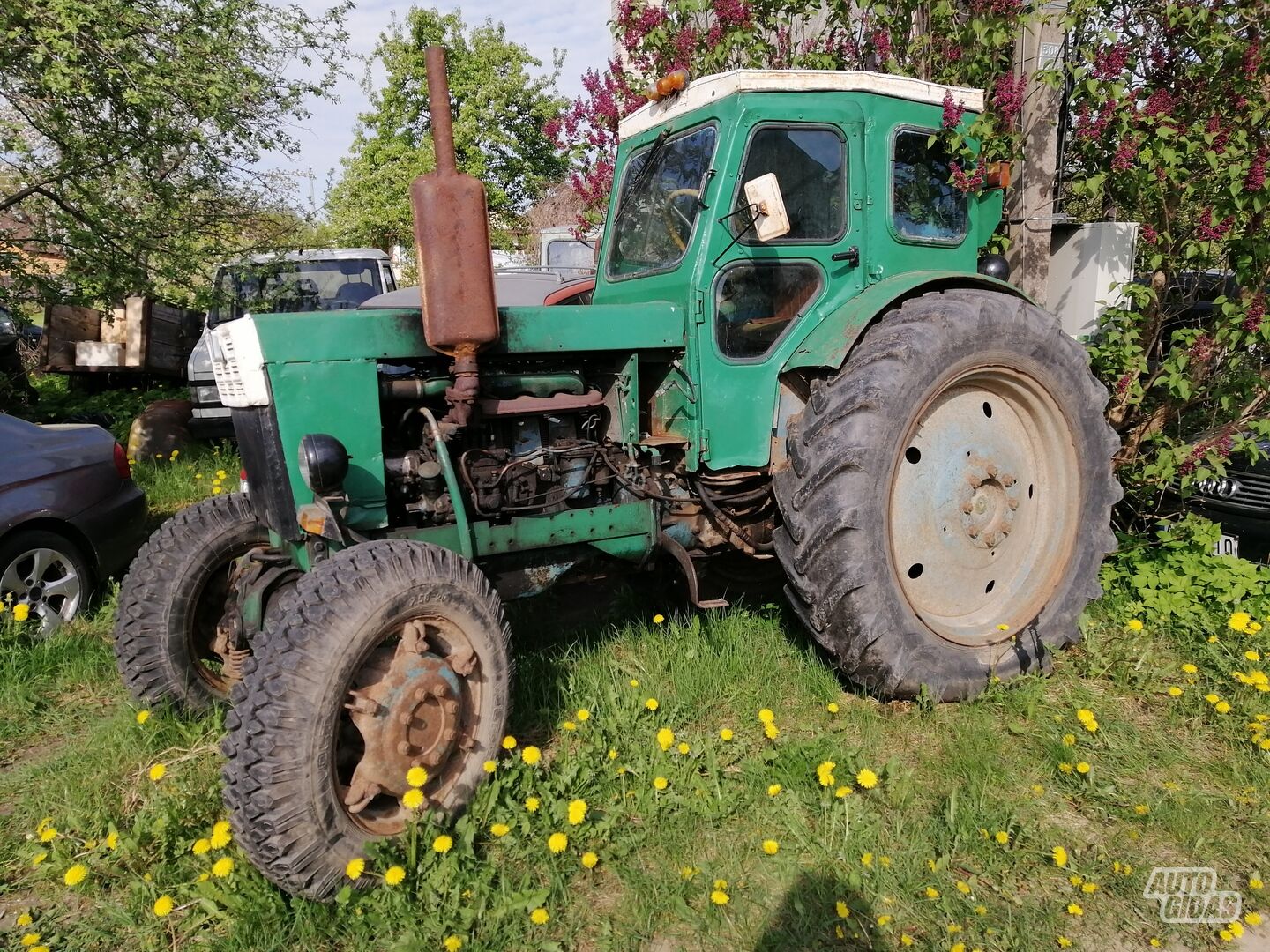 T40 AM 1987 m Traktorius