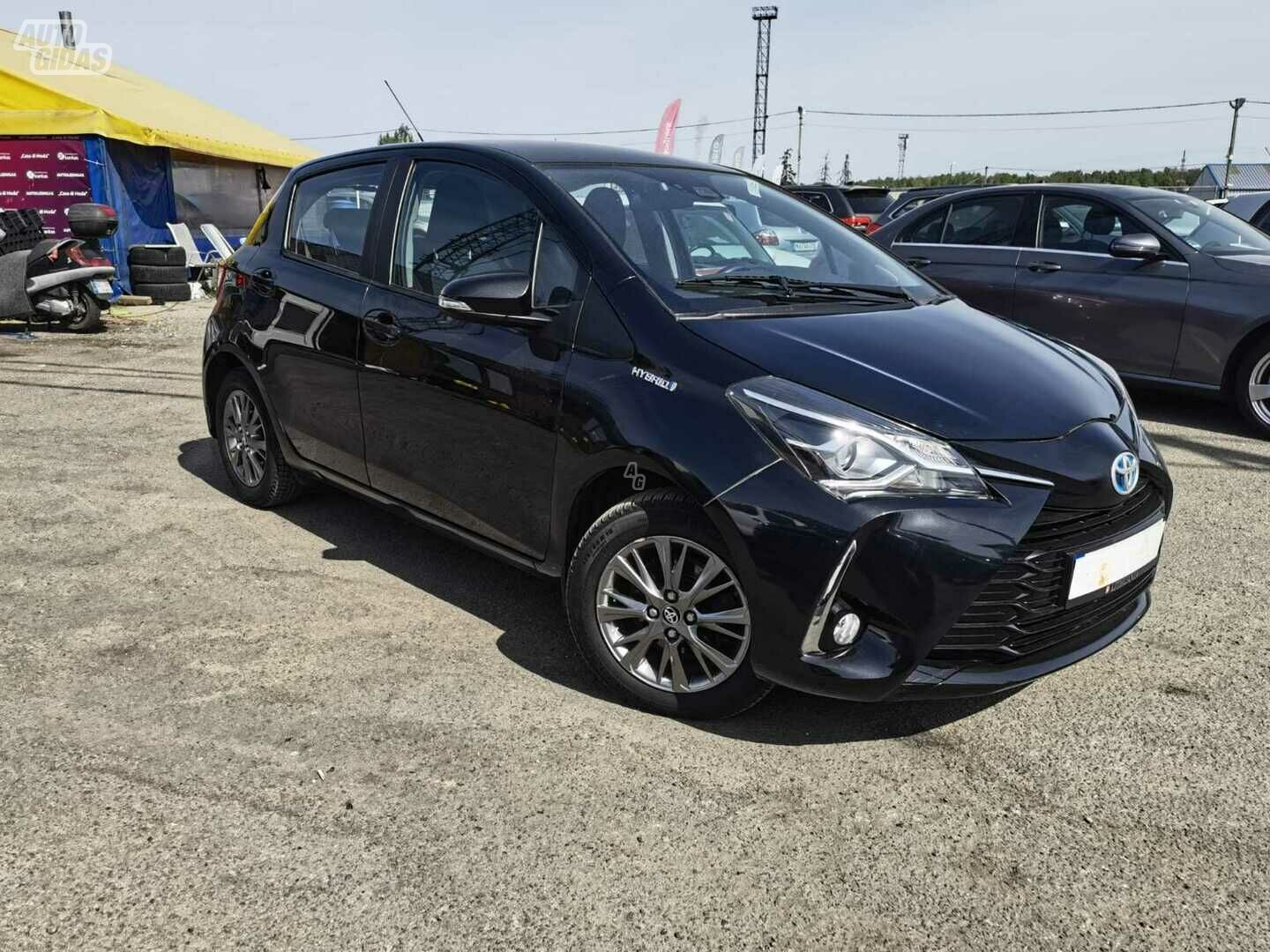 Toyota Yaris Hybrid (NHP130_) 2020 г