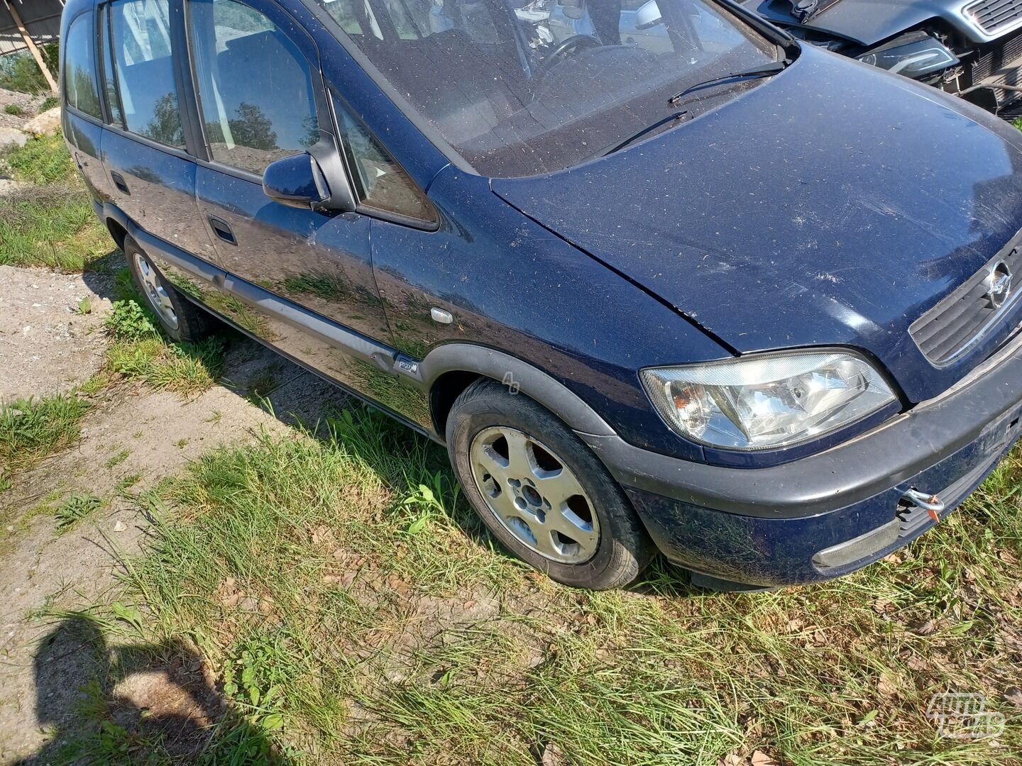 Opel Zafira 2001 m dalys