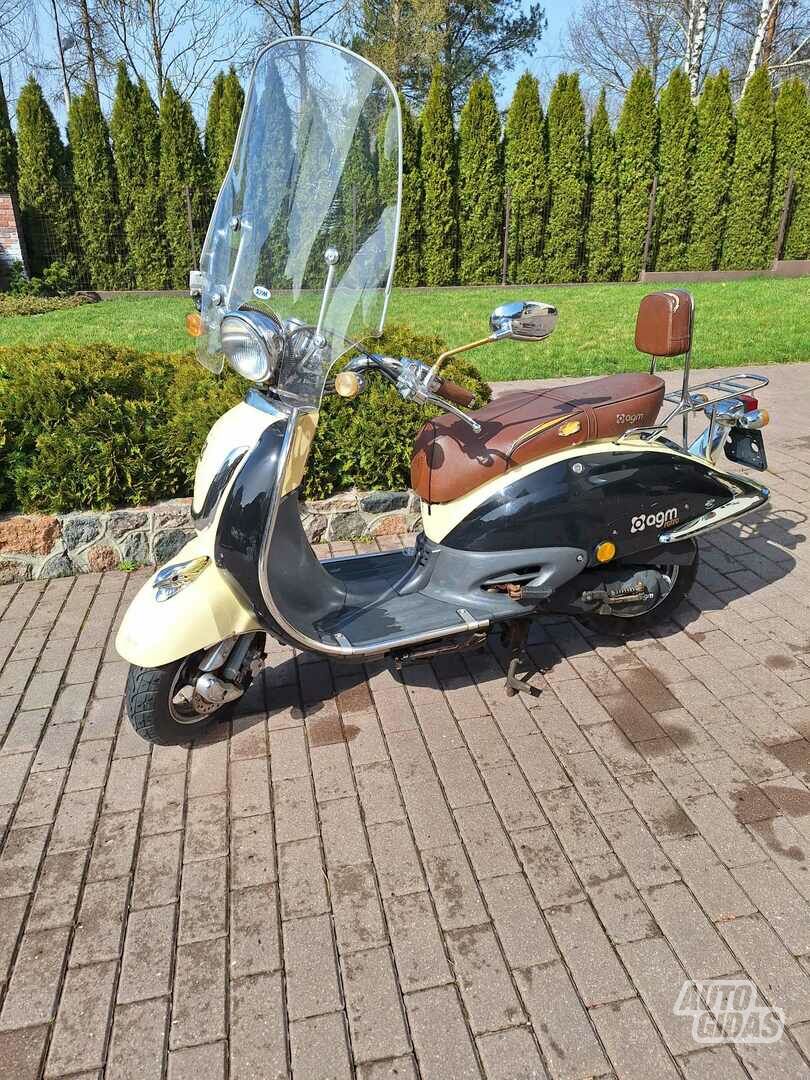 2017 y Scooter / moped