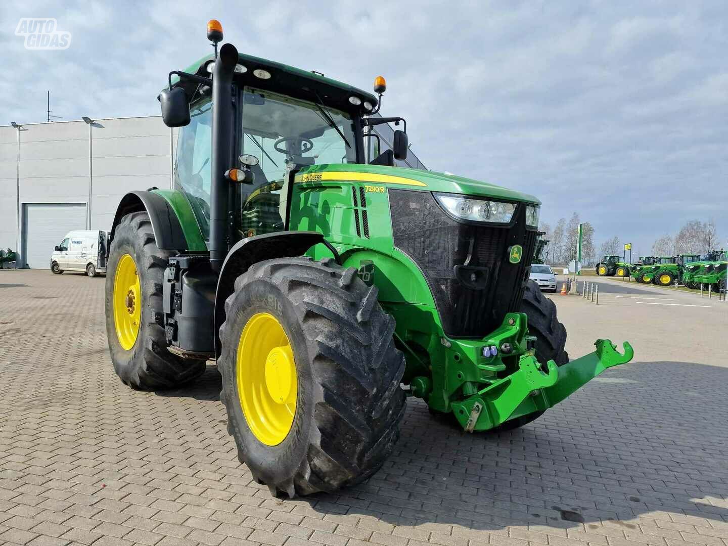 John Deere 2014 m Traktorius