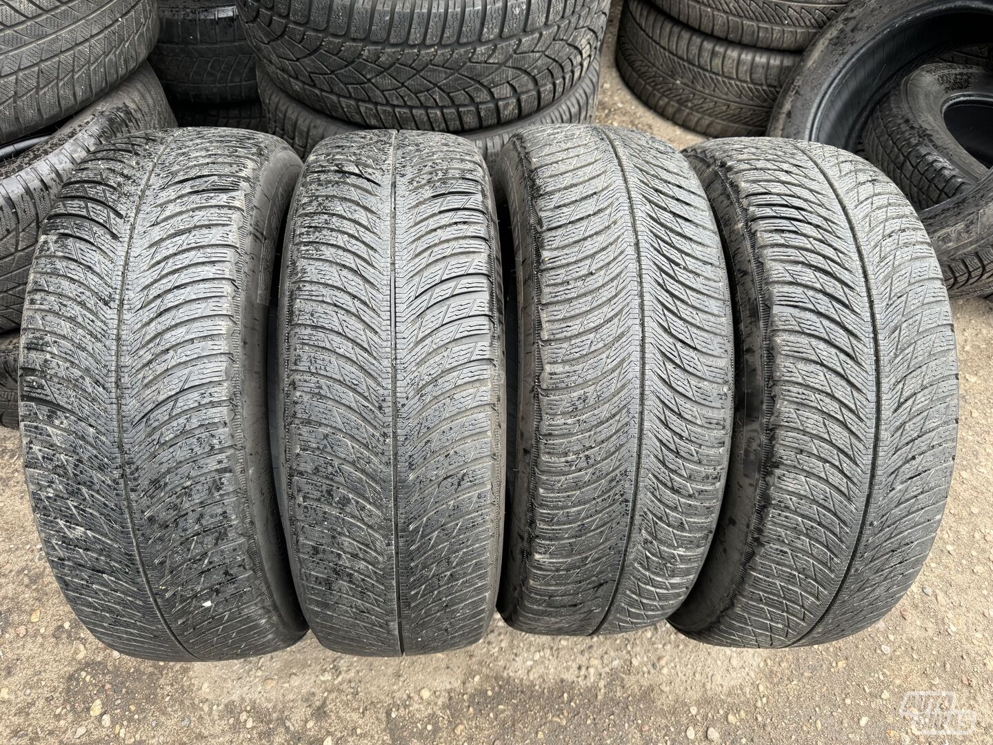 Michelin Siunciam, 2018m 7mm R17 универсальные шины для автомобилей