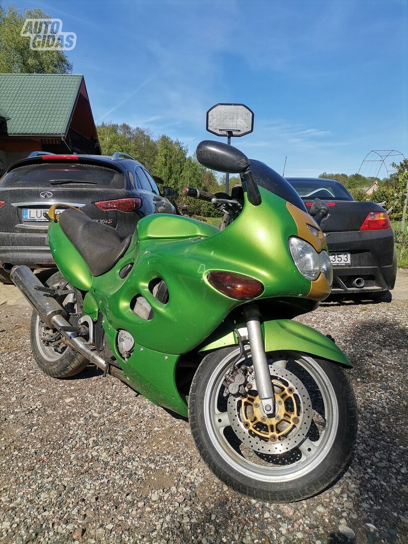 Suzuki GSX-F / Katana 1998 y Classical / Streetbike motorcycle