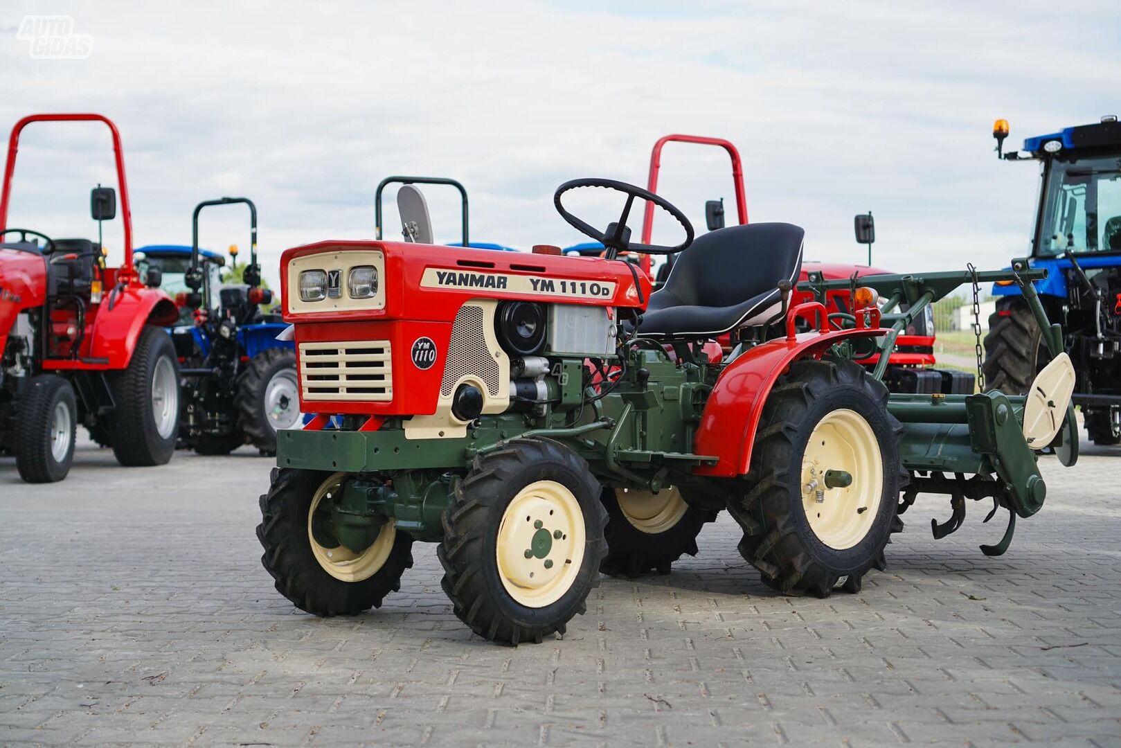 Yanmar YM-1110 1983 y Tractor