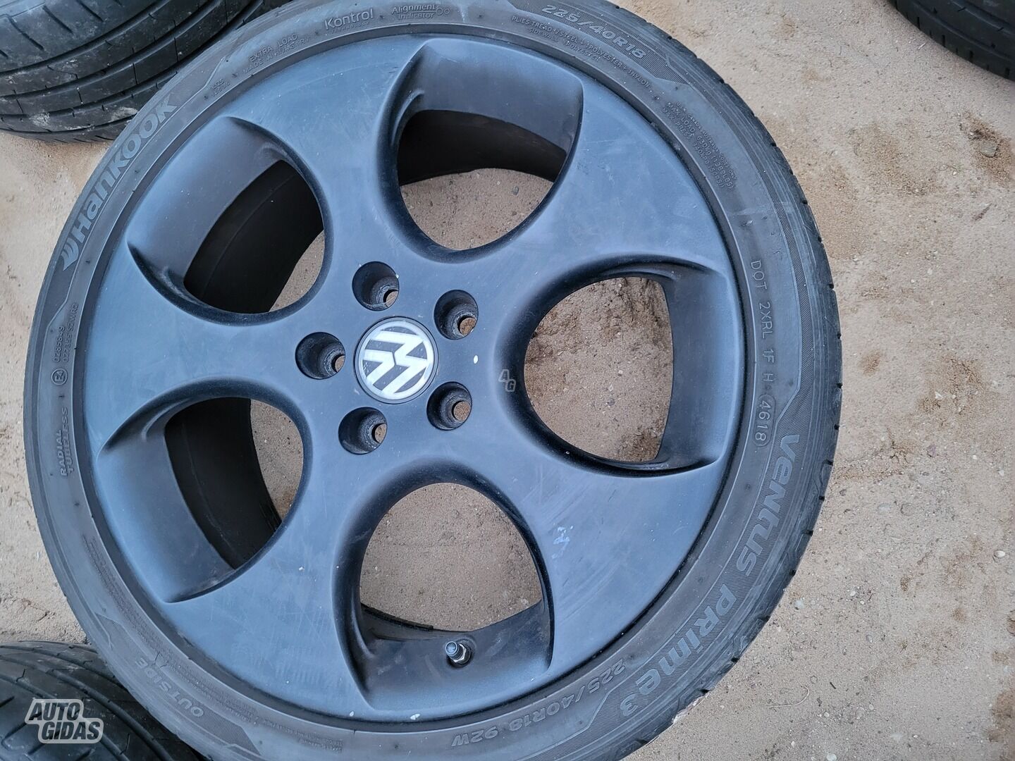 Volkswagen Golf R18 light alloy rims