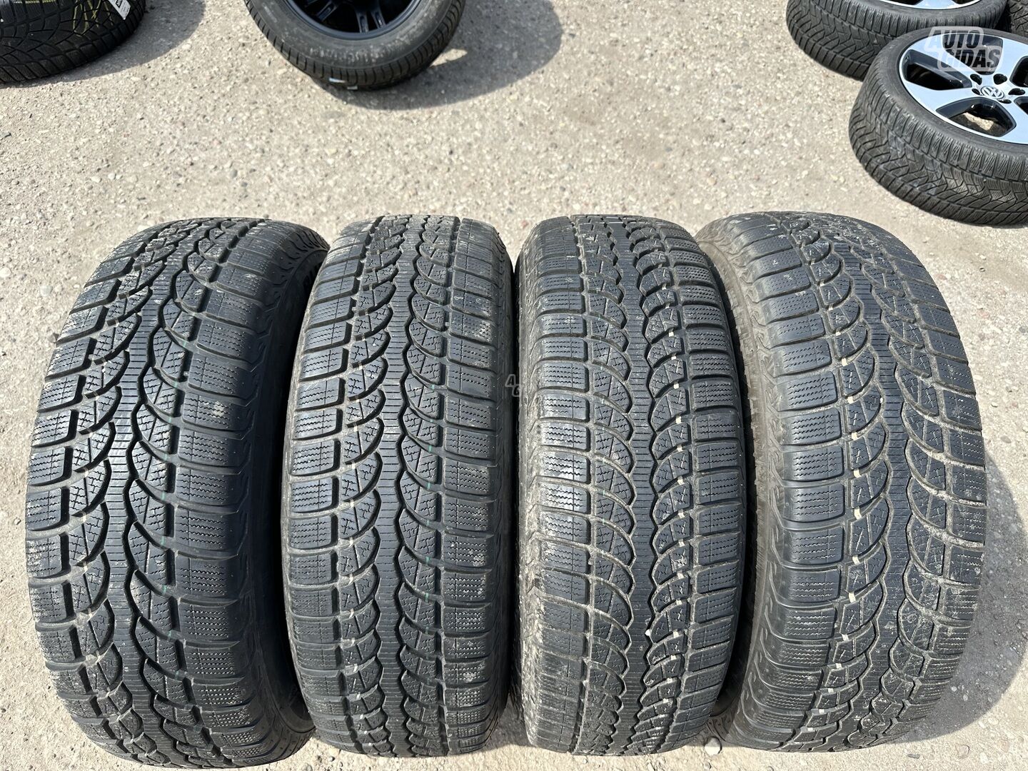 Bridgestone Siunciam, 7-8mm R17 universal tyres passanger car