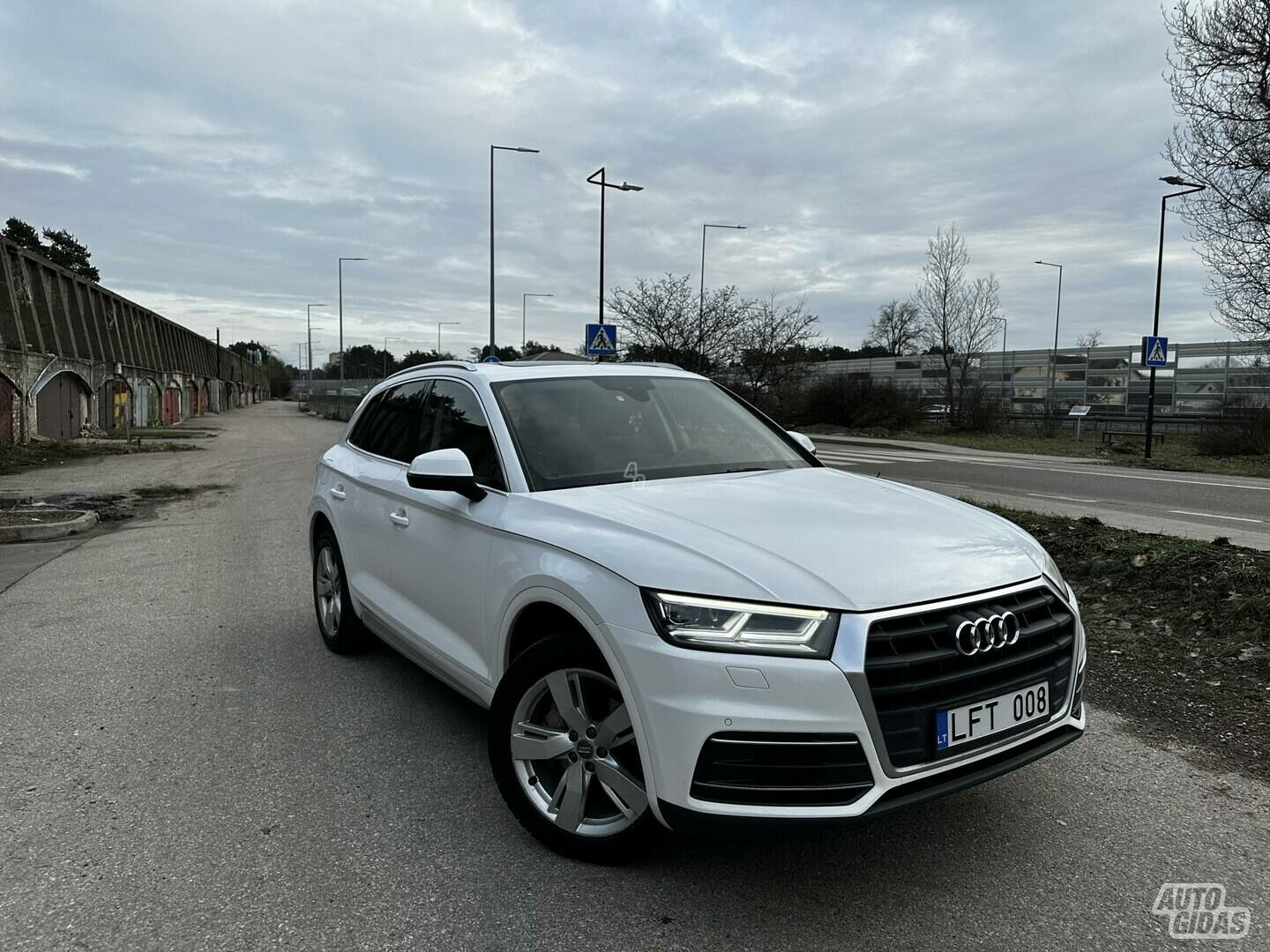 Audi Q5 2018 m Visureigis / Krosoveris