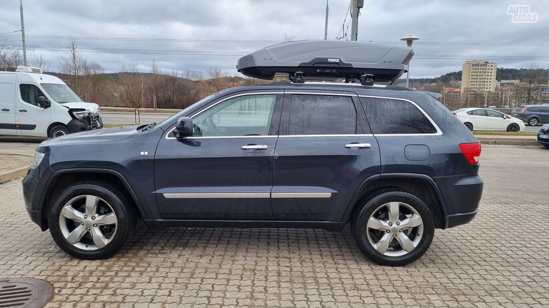 Jeep Grand Cherokee V6 Overland 2012 г