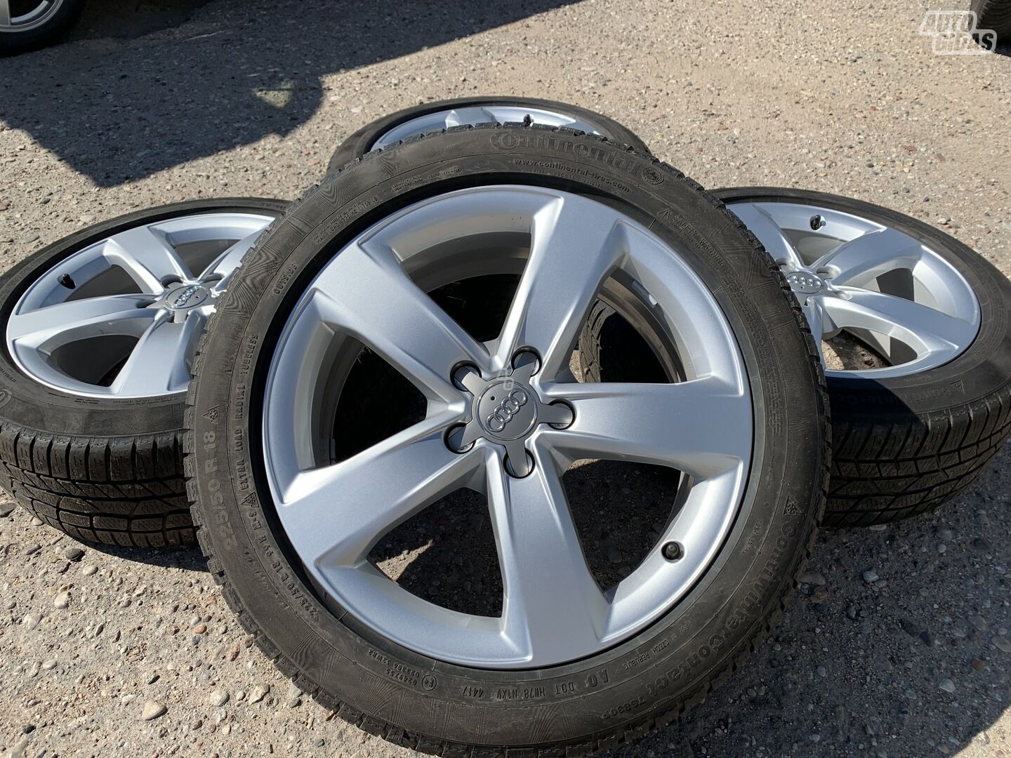 Audi R18 lengvojo lydinio ratlankiai