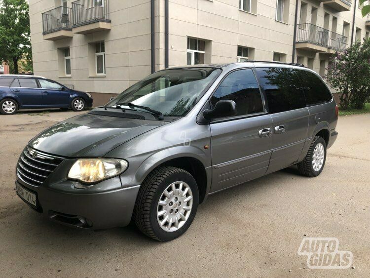 Chrysler Grand Voyager 2006 y Van