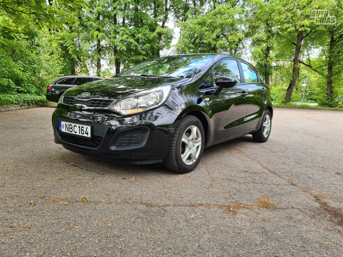 Kia Rio 2011 y Hatchback